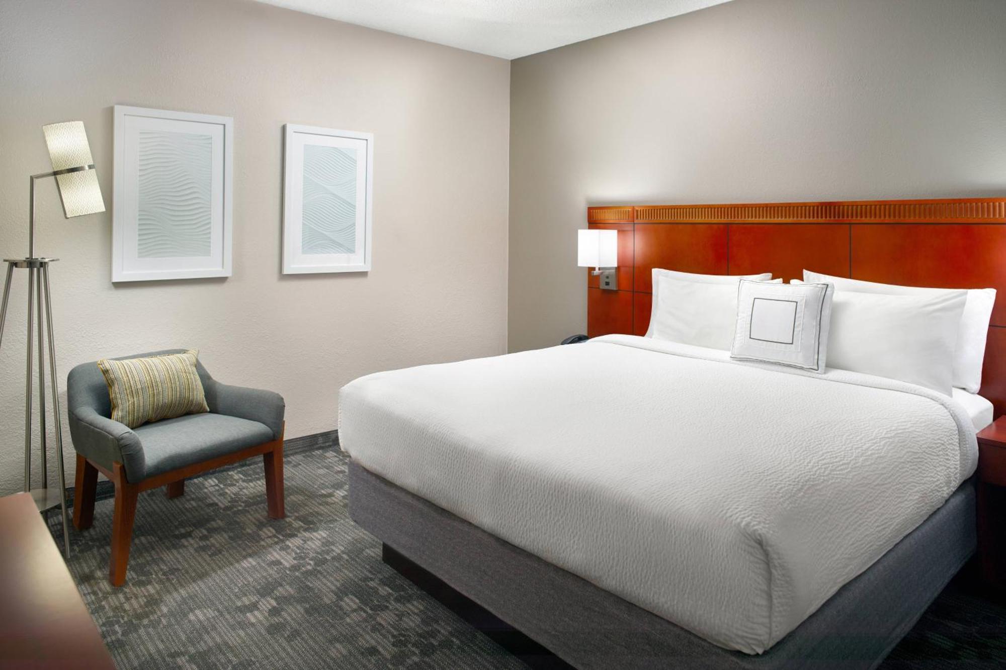 Courtyard By Marriott Perimeter Center Hotell Atlanta Exteriör bild